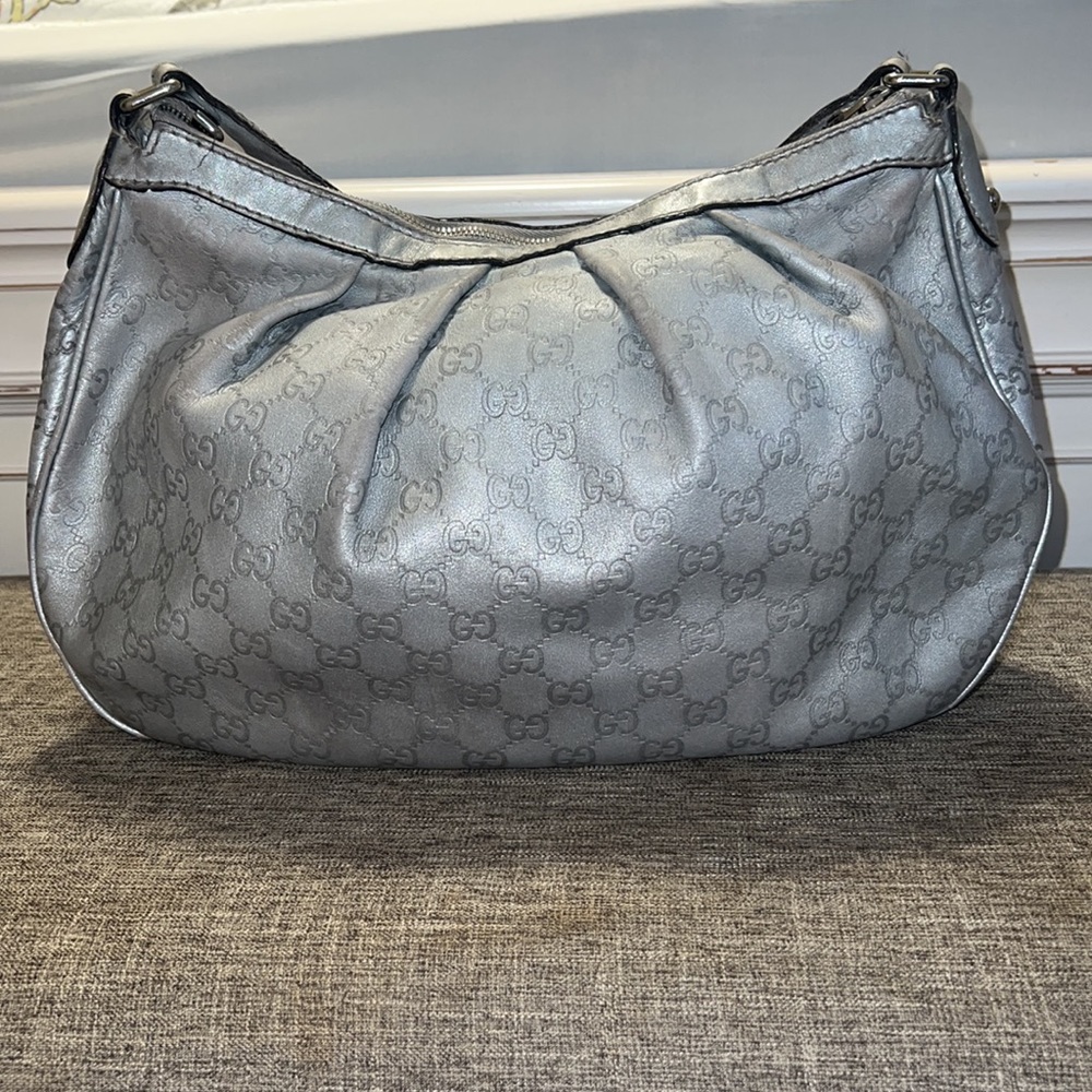 Metallic silver Gucci shoulder bag - Picture 3 of 8